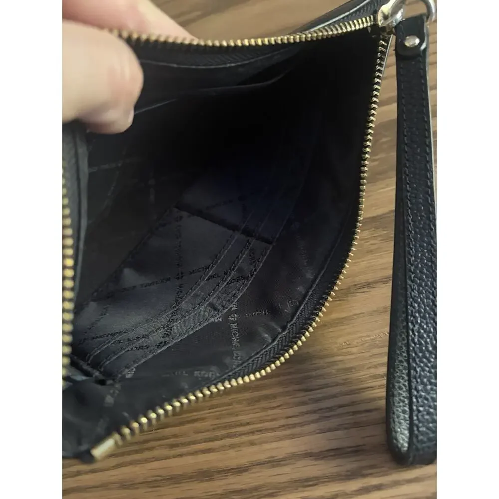 Michael Kors Jet Set Black Pebbled Leather Large Zip Wristlet Clutch Bag